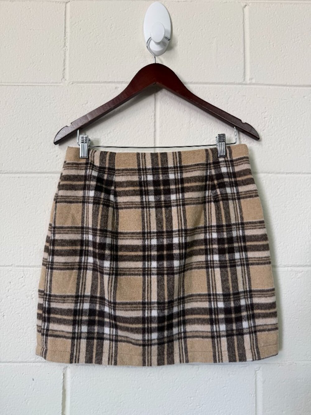 NWT Brown Plaid Skirt Size Medium
